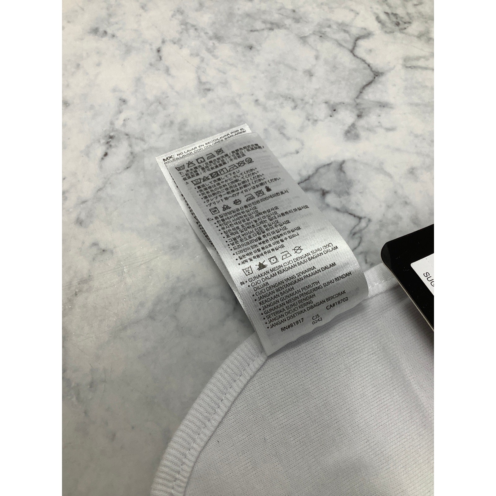 Nike Baby’s Newborn 0-6 Months Swooshfetti Parade Three Piece Set L3-27