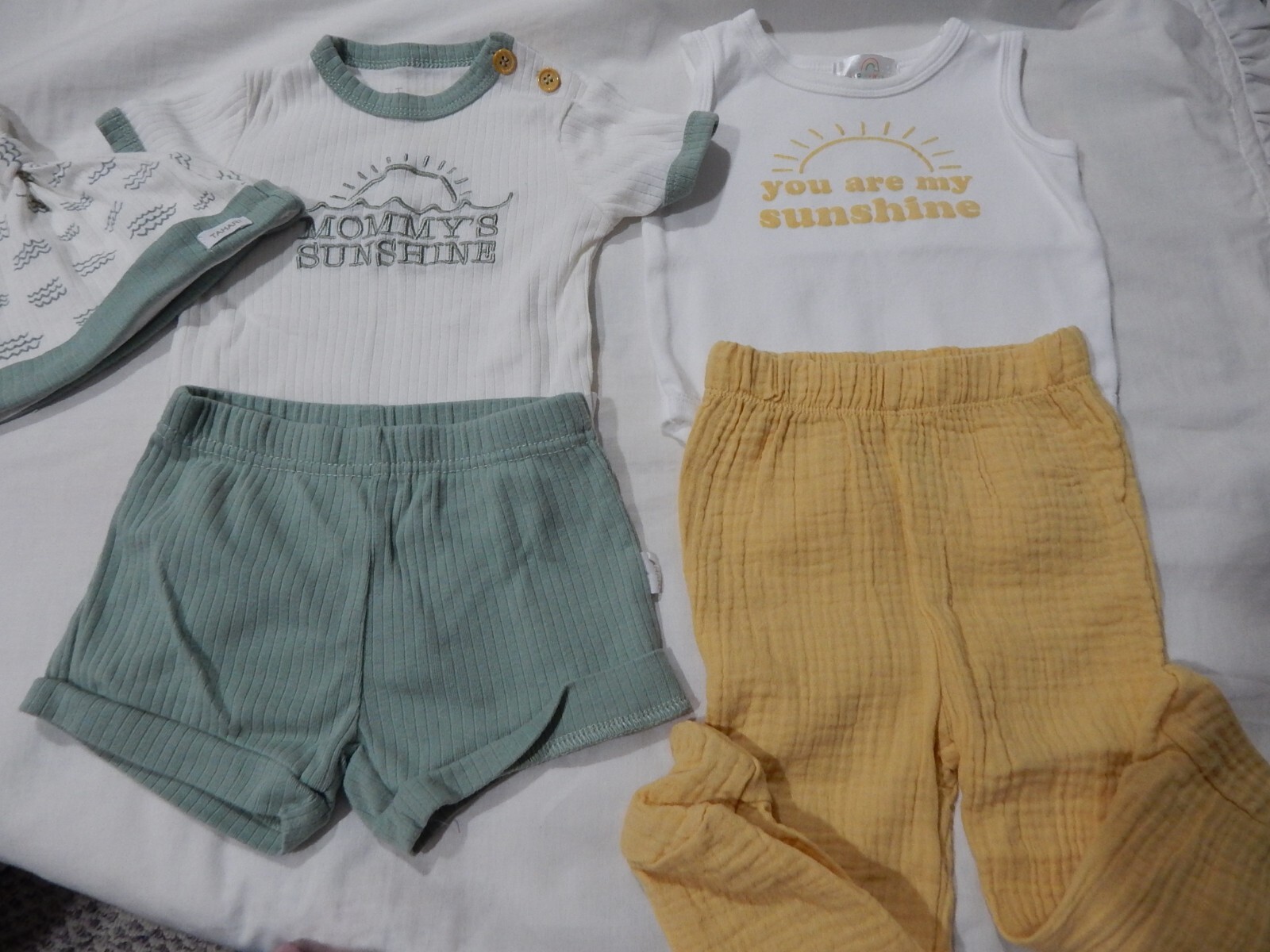 5 Piece Baby Boys Mommys Sunshine Outfits Yellow Green Muslin 6-9 months Ribbed