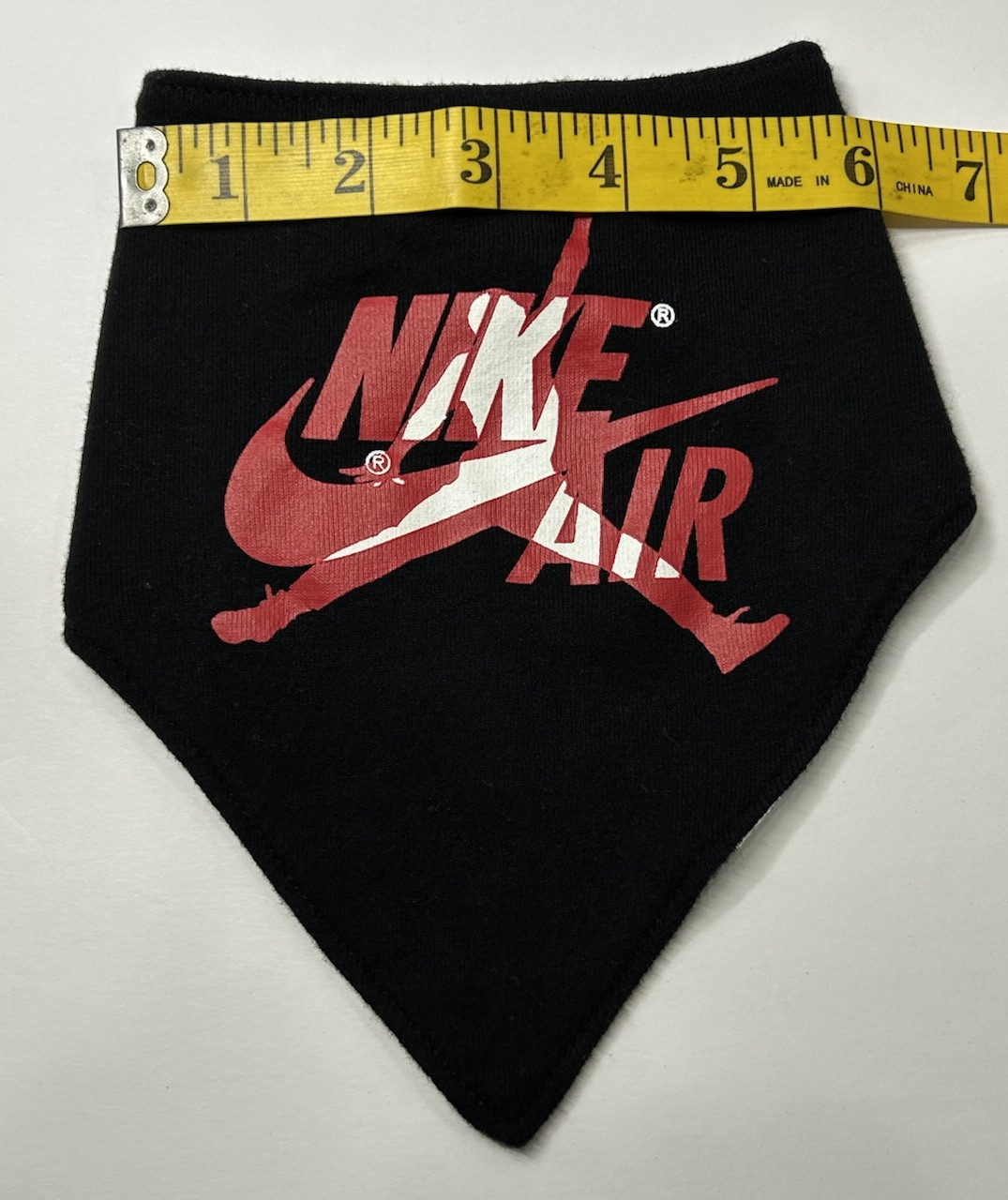 Nike Air Jordan Bib 0-6 Months Red Black Athletic Style Baby Accessory
