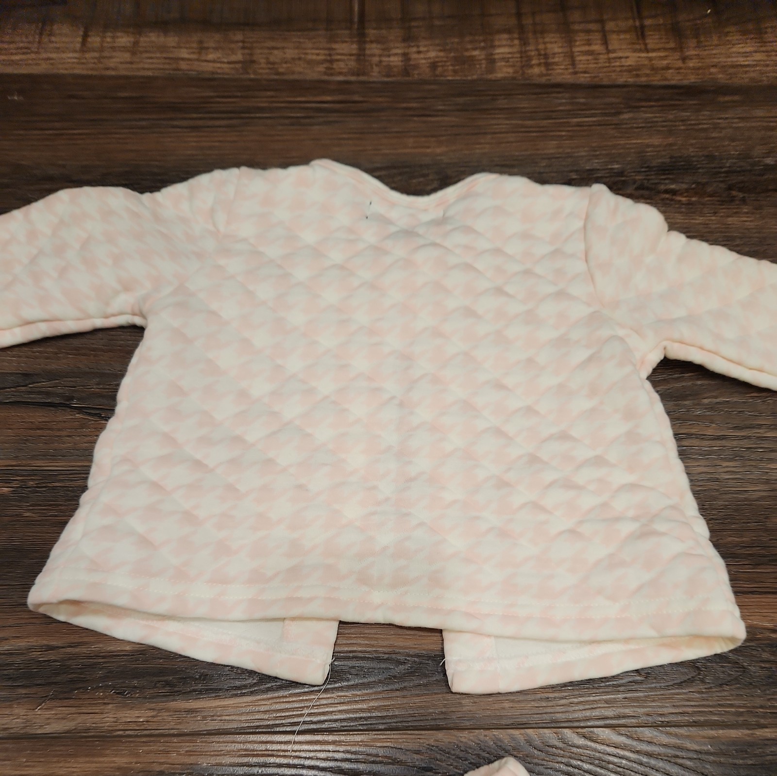 7 For All Mankind Quilted Sweater & Jogger Set – Pink & White Houndstooth – 12M