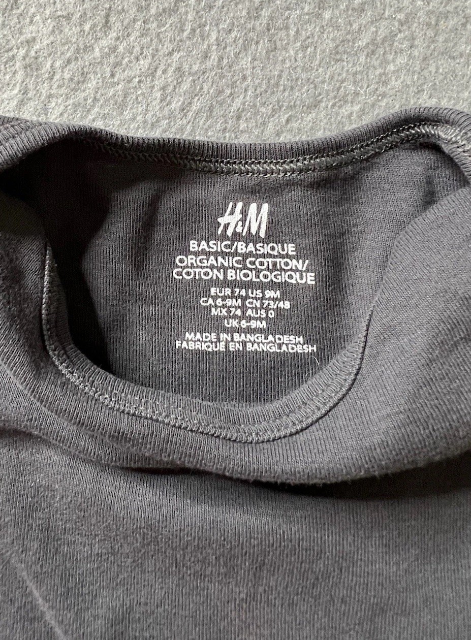 H&M Carters Bundle Lot of 5 Boy Neutral Tops 9 months Basics Winter Fall Spring