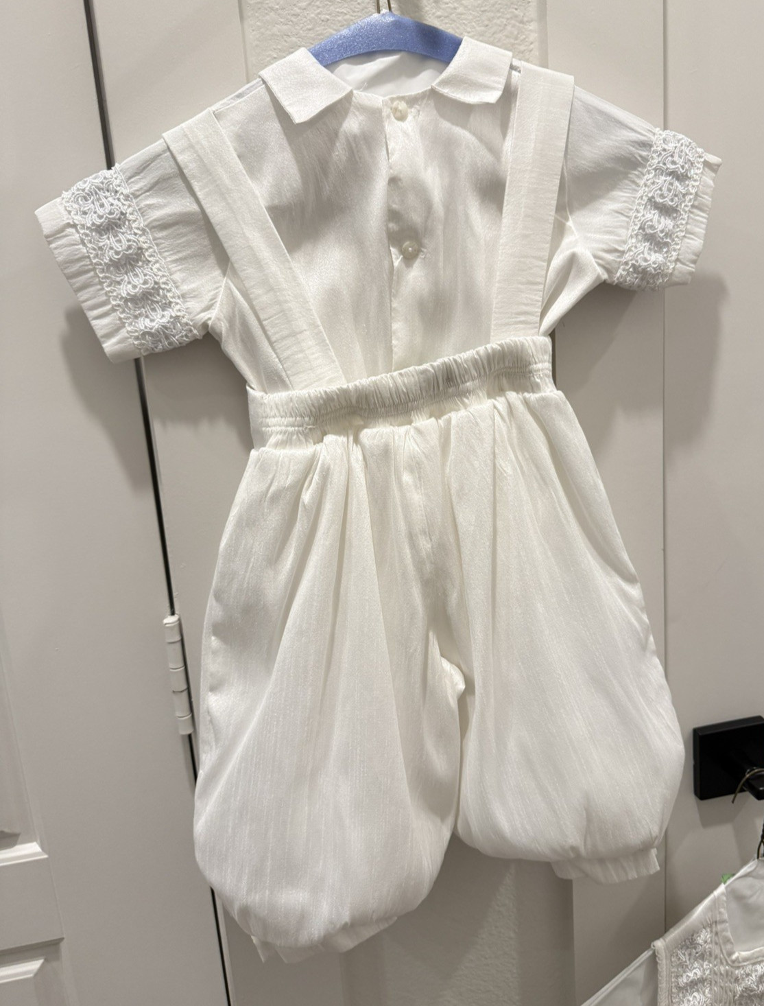 ***ALAS DE ANGEL***BOYS WHITE BAPTISISM SET – SIZE 3 WITH CAP