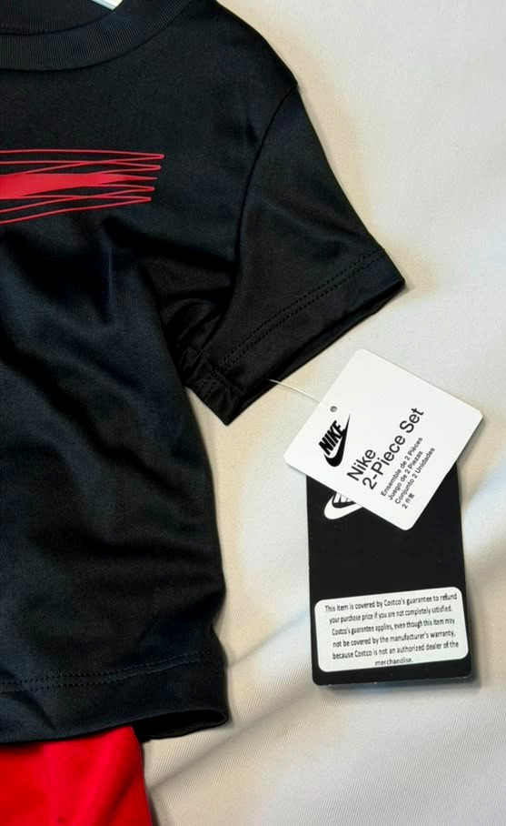 Nike Baby Boys 2-Piece Set T-Shirt & Shorts Black Red Graphic Swoosh 12M NWT