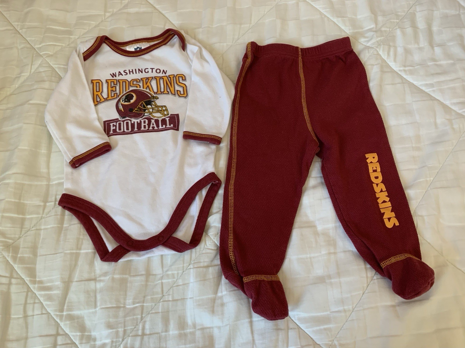 Washington Redskings Football Baby Clothes Size 6-9 Months Set