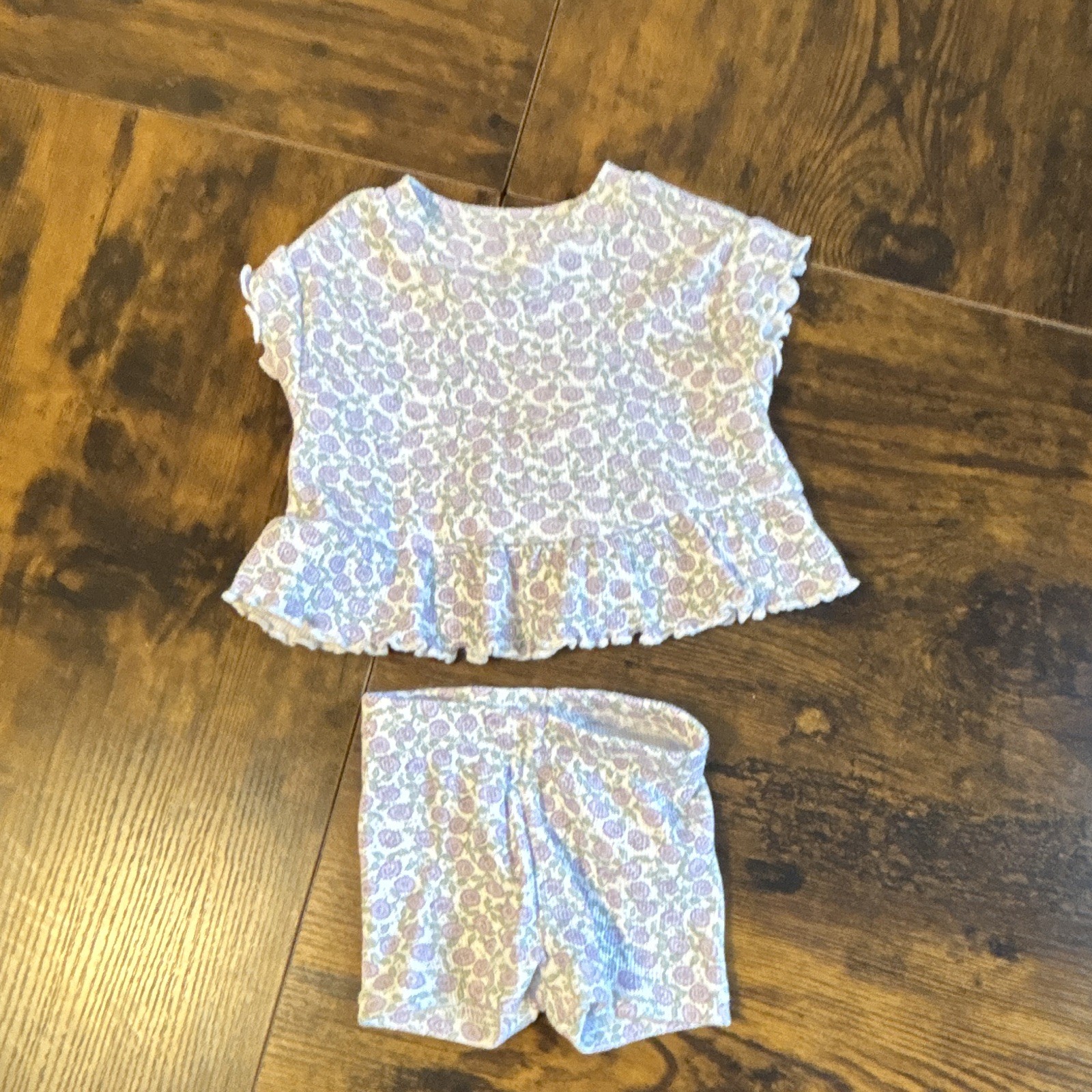 Carter’s 0-3M Girls 2pc Cotton Floral Ruffle Top + Shorts Purple/White