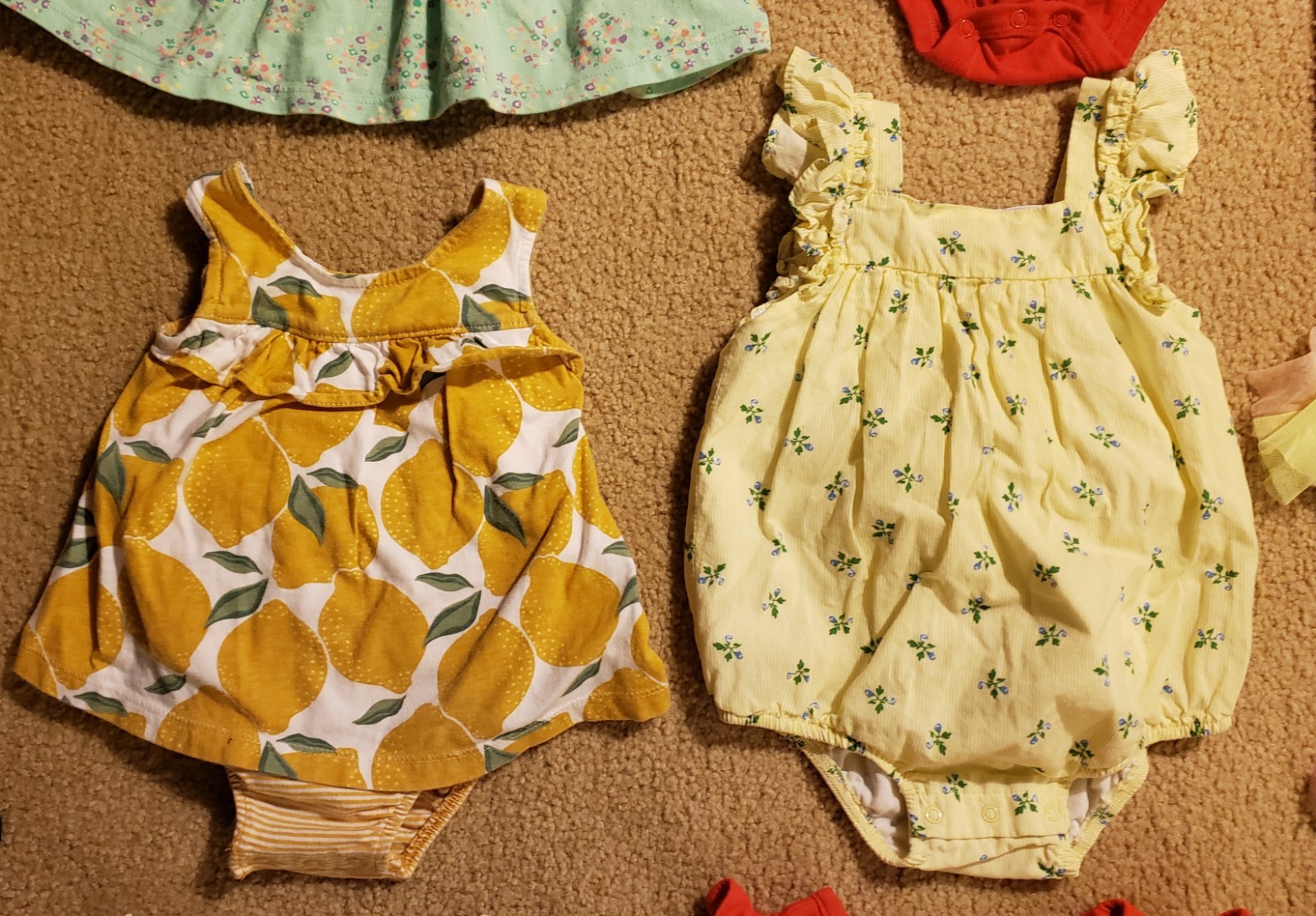 Lot Of 9 Baby Girl’s Clothing Assortment Sizes from 0-3 Months To 18 Months