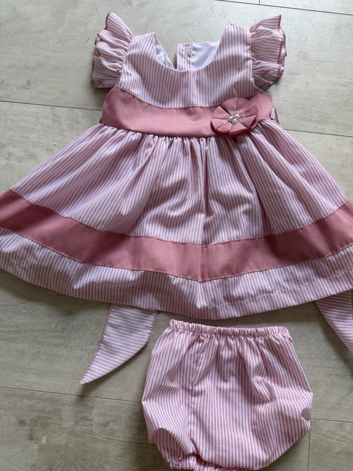 Baby Colors 2-Piece Girls Pink/White Striped Dress & Bloomers Set 12M Bow