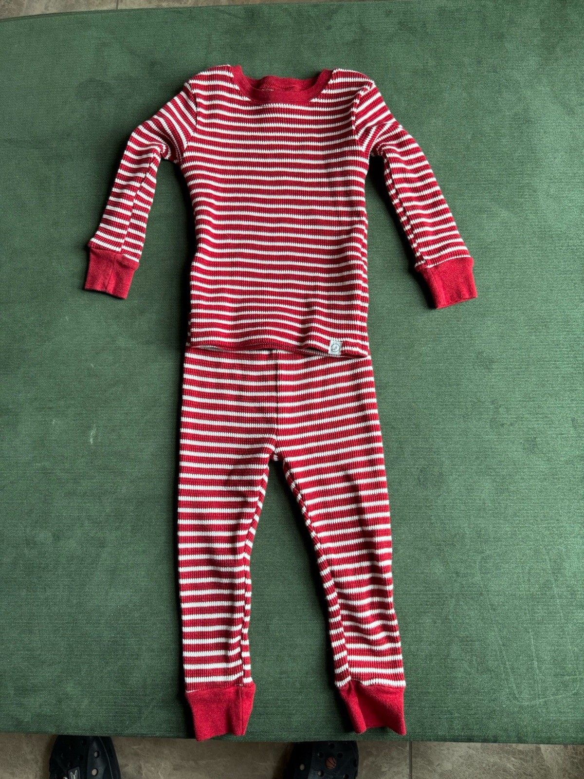 Little Planet Long Sleeve And Pants Set 18 Months.