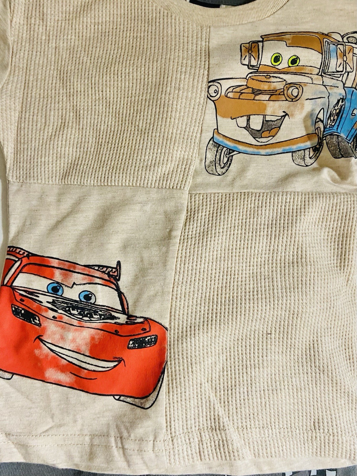 Disney Pixar Cars Shirt & Shorts 2 Piece Set Size 2T Toddler Kids McQueen Mater