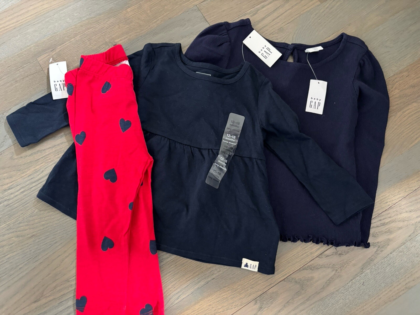 NWT Baby Gap navy red heart VALENTINE 2-piece pants t-shirt SET 12 18 2 2T