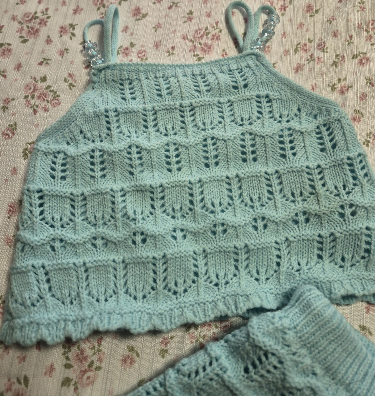 Women’s Blue Crochet Acrylic 2-Piece Set Sleeveless Crop Top & Shorts