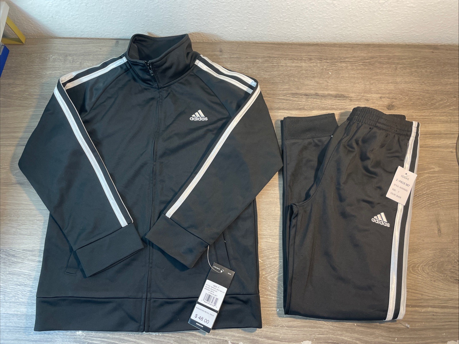 ADIDAS Boy’s Tricot Tracksuit, Jacket/Joggers Outfit, 2-piece set 7Y NEW