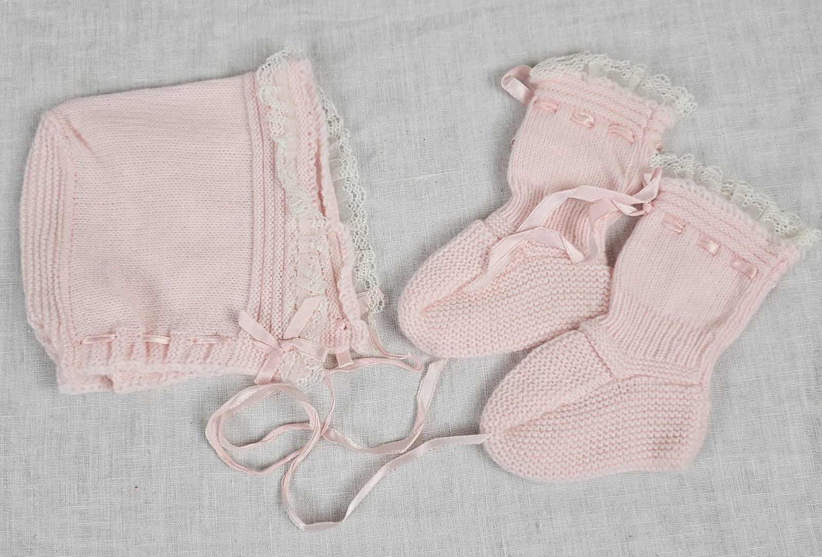 Homemade Knit Crochet Baby Bonnet & Booties Pink Ribbon Detail Bow Lace Infant