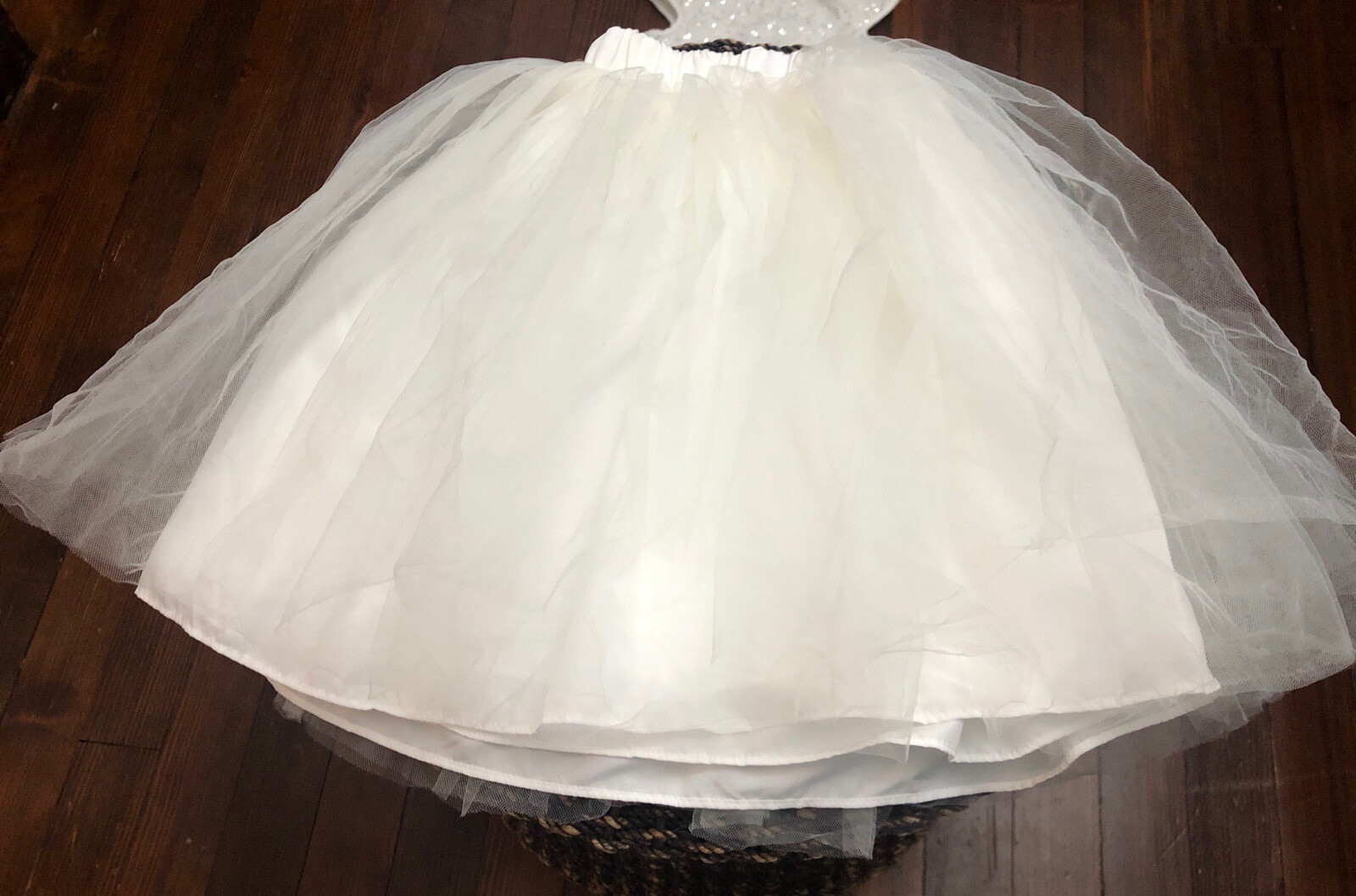 TEVOLIO White Sequin Crop Top Skirt Set Tulle 3T Princess Silver Detail Party