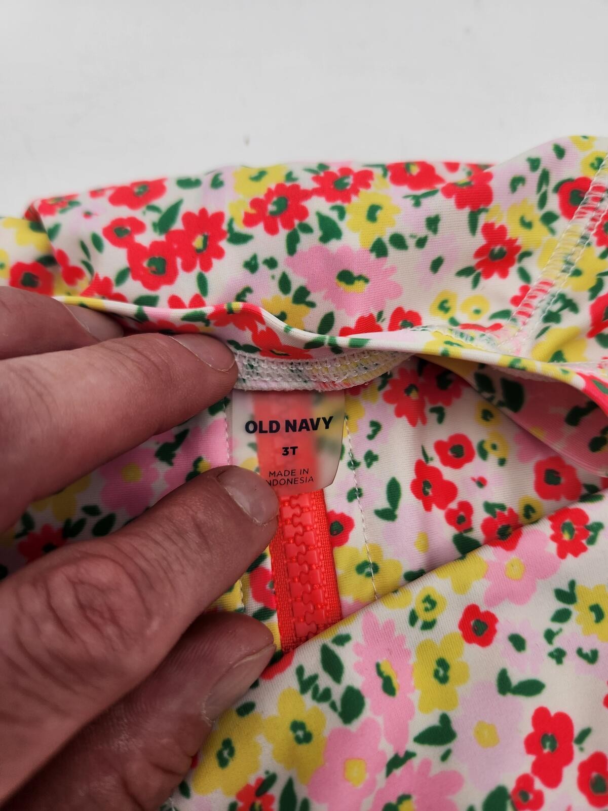 Old Navy Floral Rash Guard Swimsuit – Girls Size 3T