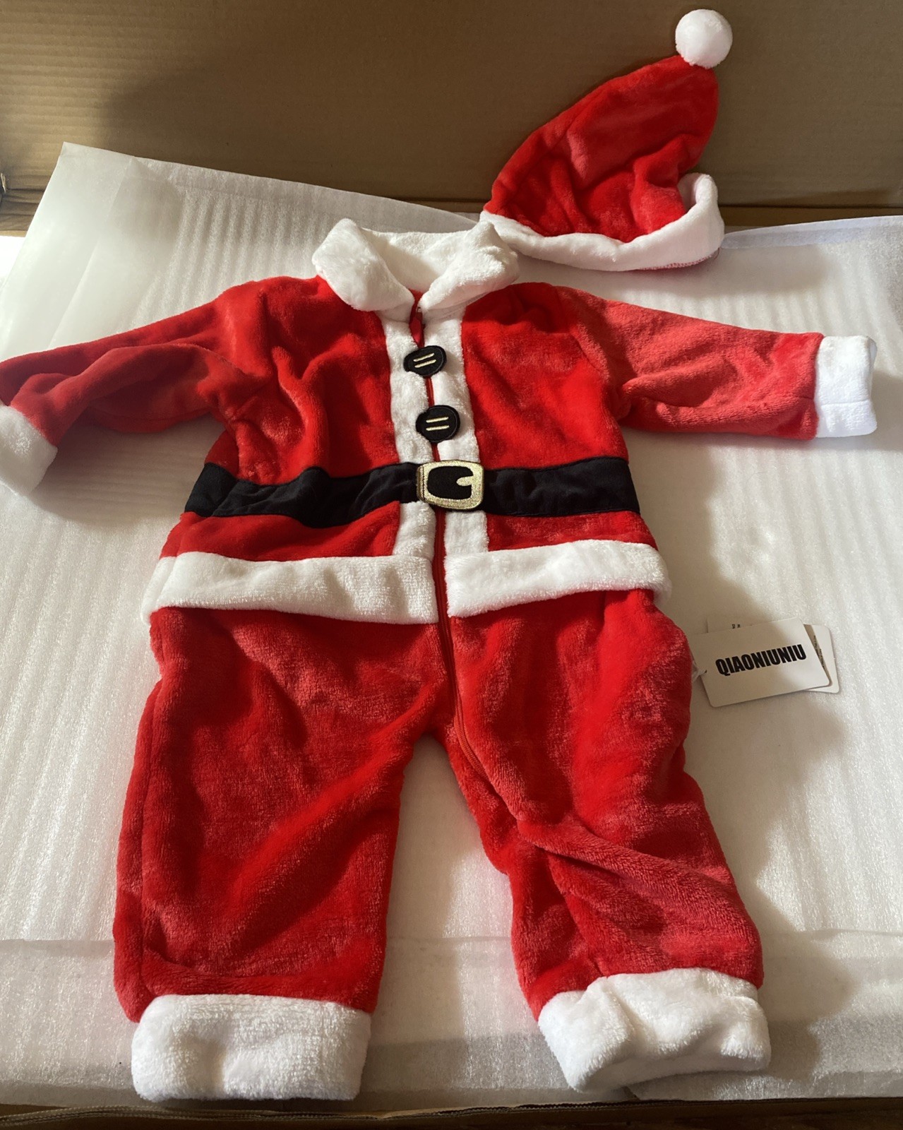 NEW w/ Tags Santa Claus Suit With Hat Baby Child Outfit Costume Fleece 6-9 Month