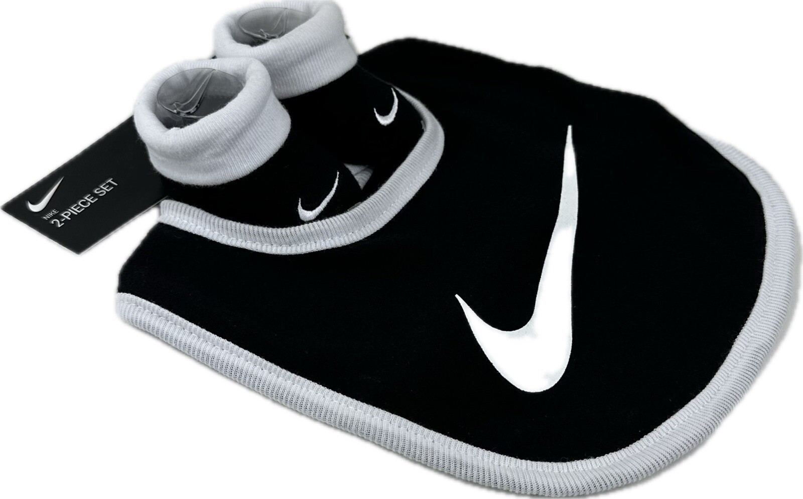 Nike Baby Black White Cotton Ankle Fold Over Cuffs Bib Booties Sock Set 0-6 MO