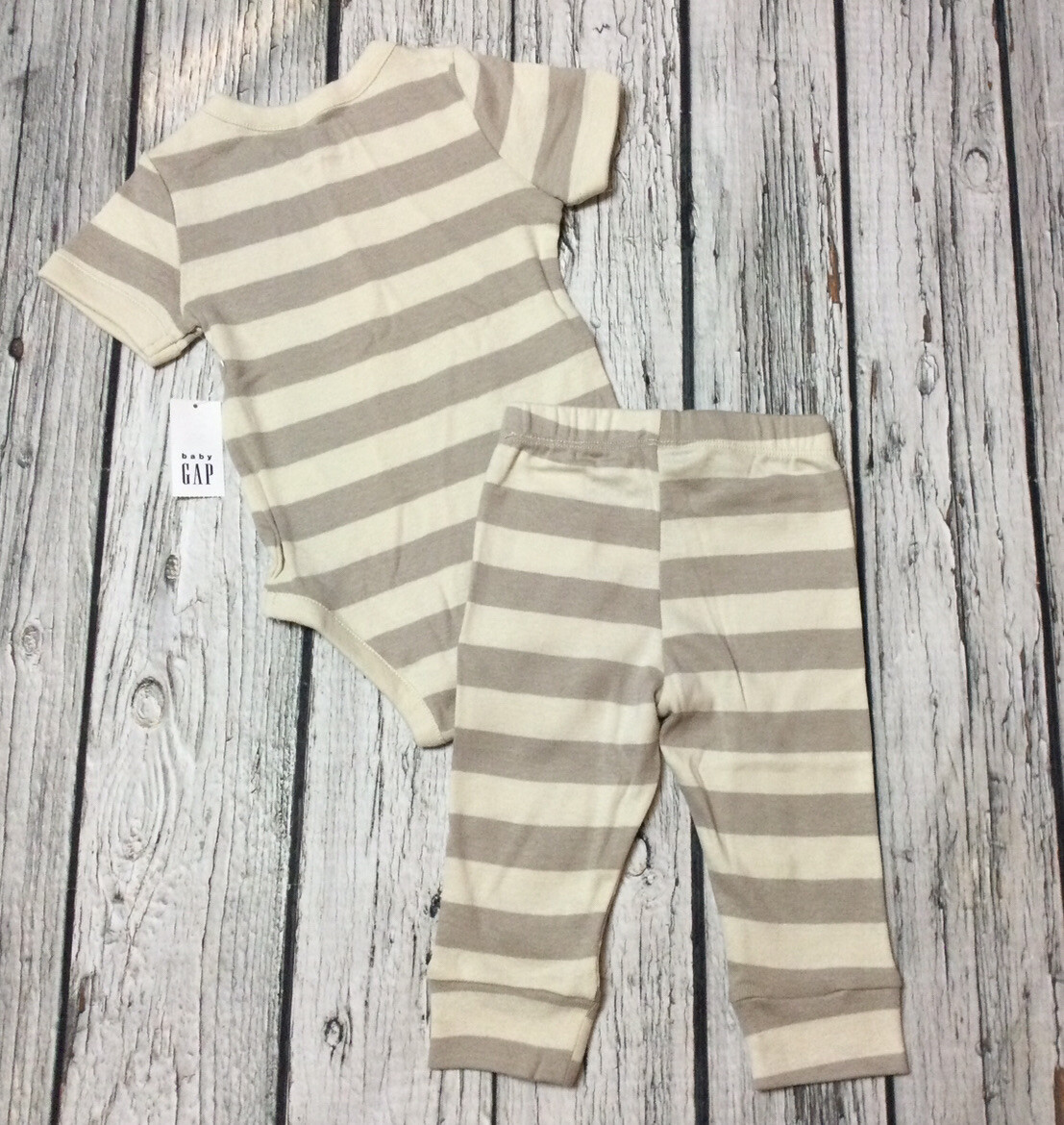Baby Gap Boys 18-24 Months Star Wars Chewbacca Wookiee Shirt & Pants Outfit. NWT