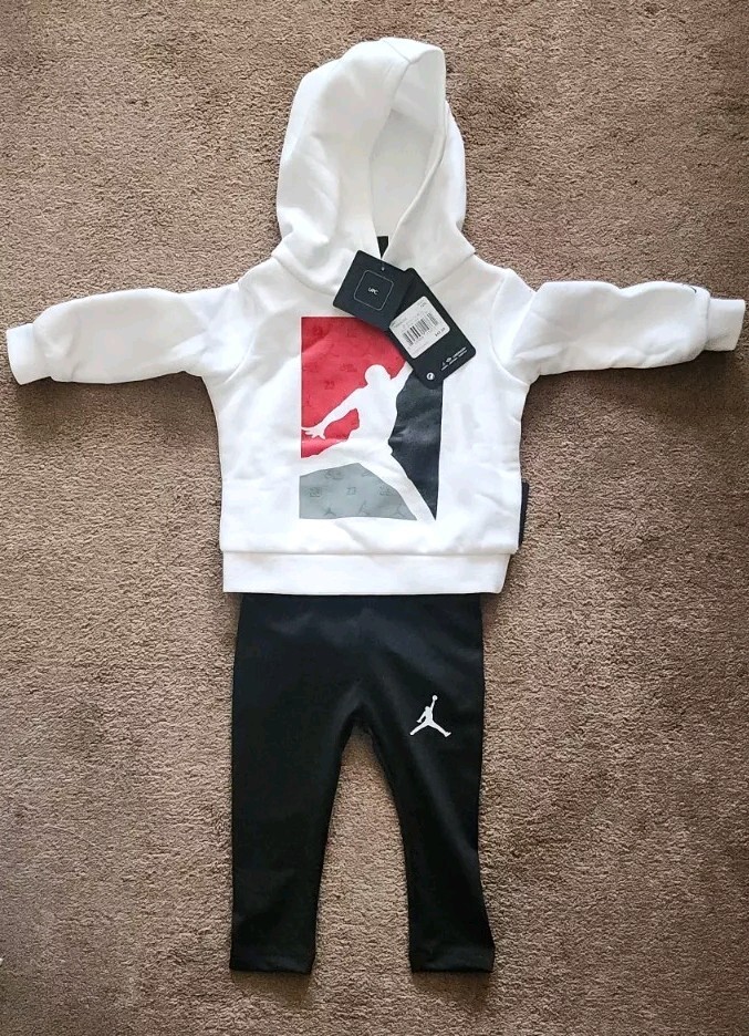 NWT Girls’ Infant Jordan Block HD Shine Hoodie and Leggings Set 12M 15B946-023