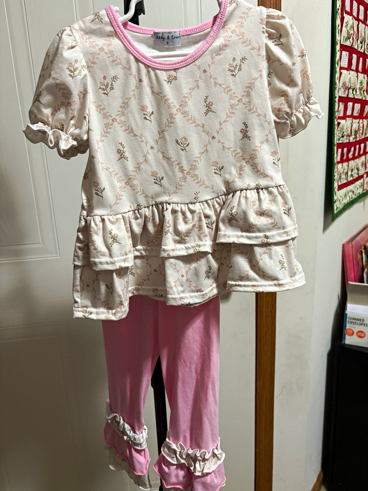 Abby & Evie Girls Size 2 Pink Floral Ruffle Top & Pants 2-Pc Cotton Knit