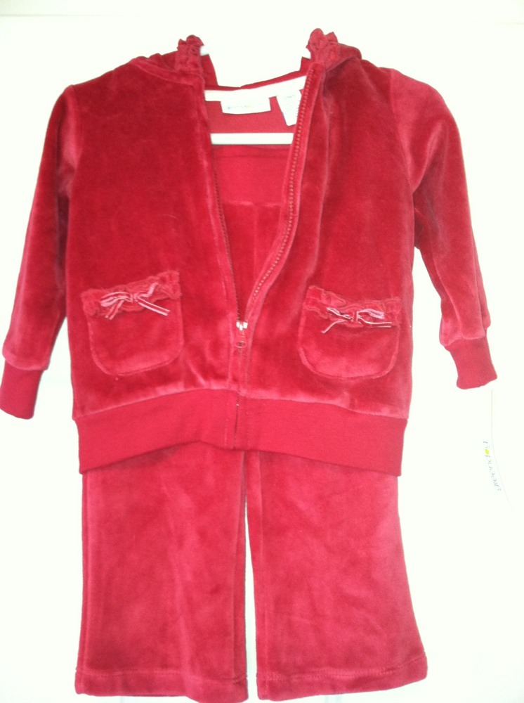 greendog Toddler Girl Size 12mo, 2-piece Hoodie & Pull-on pants, Valentines Day