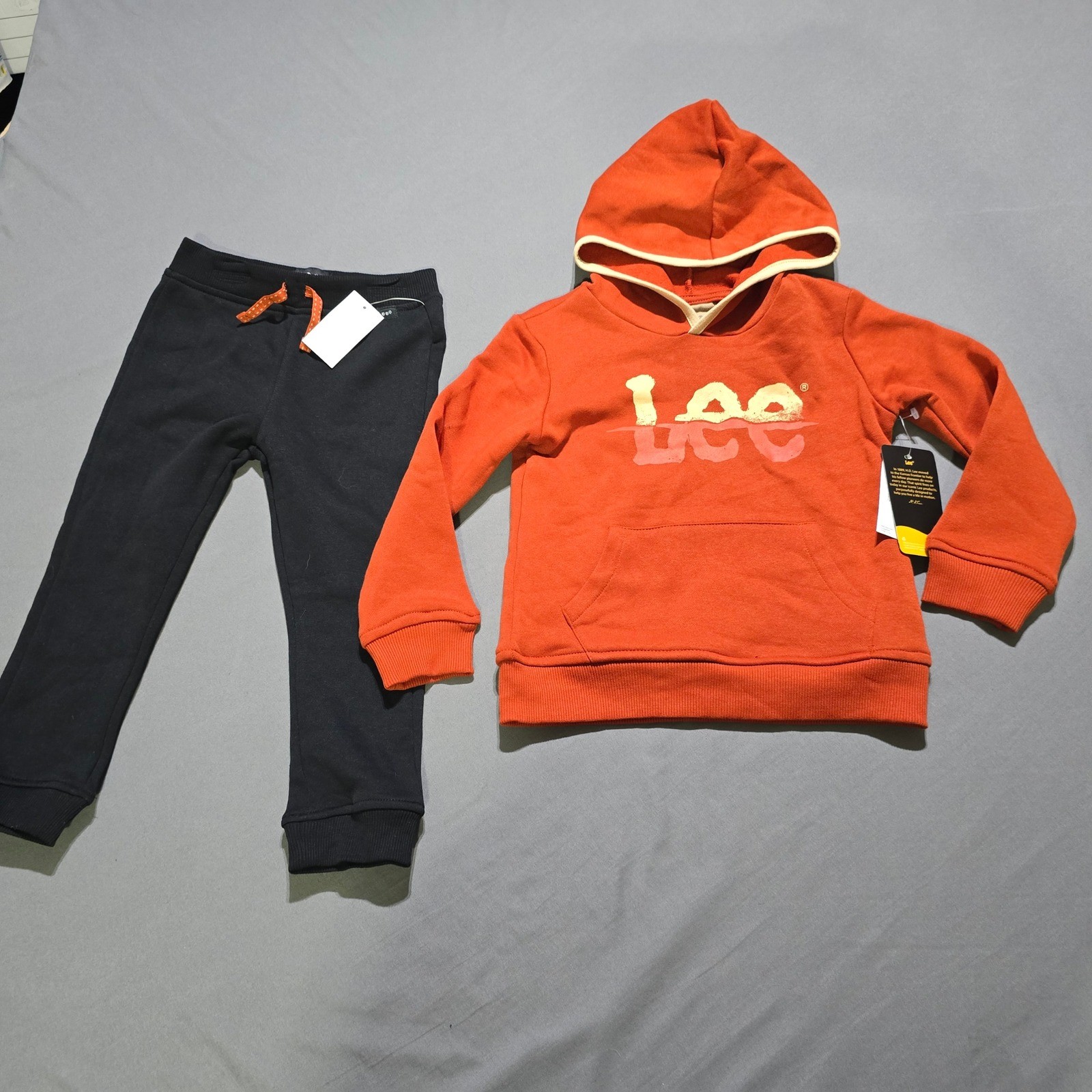 Lee Hoodie and Joggers Set Kids 4T Orange Black Fleece Graphic Pullover Pants