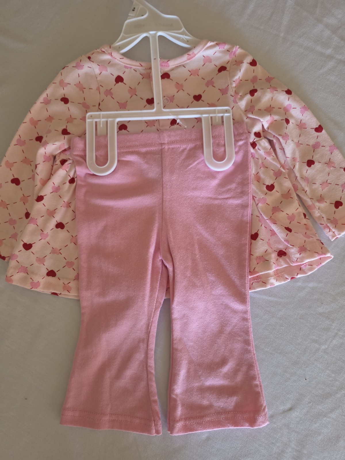 Magical Kids 2 Piece Outfit Set Girls Pink Heart 9 Months NWT Pants LS Shirt