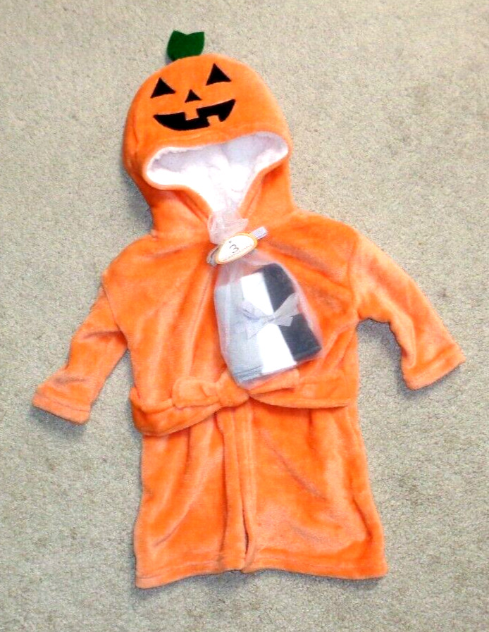 Modern Baby Halloween Pumpkin Hooded Bathrobe 3 Washcloths Size 0-9 Months New