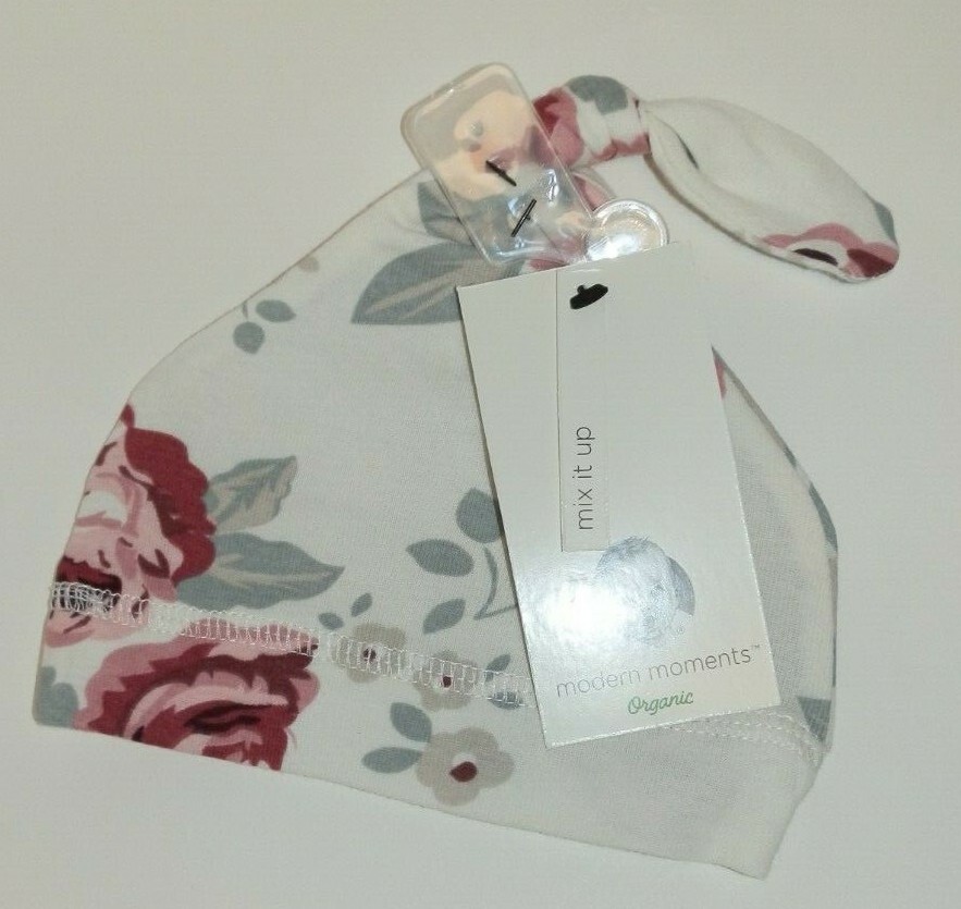 0-3 Months Gerber Modern Moments 3 piece Set Onesie Hat Bib Roses Print Layette