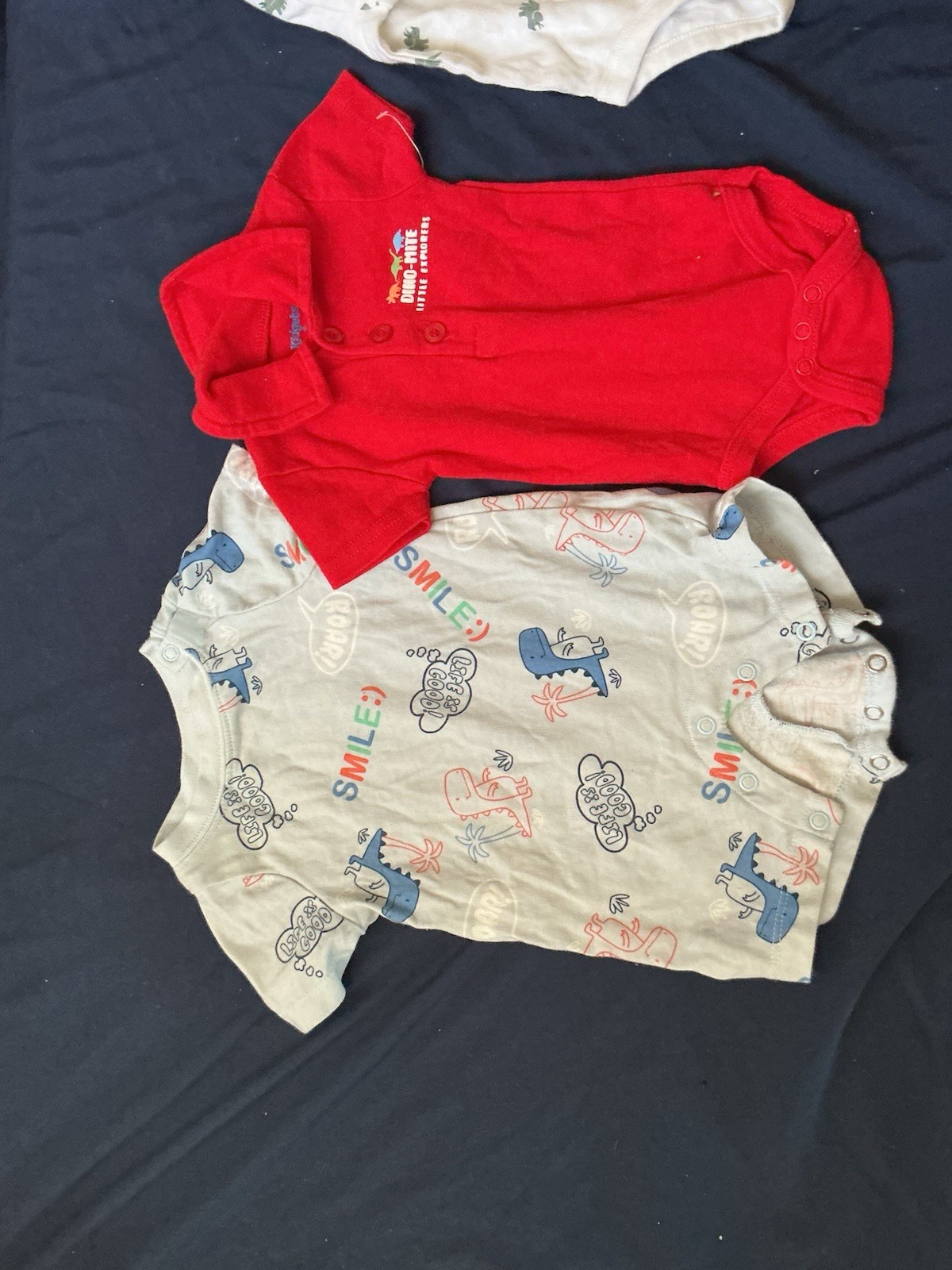 baby boy dinosaur 4-piece clothes lot