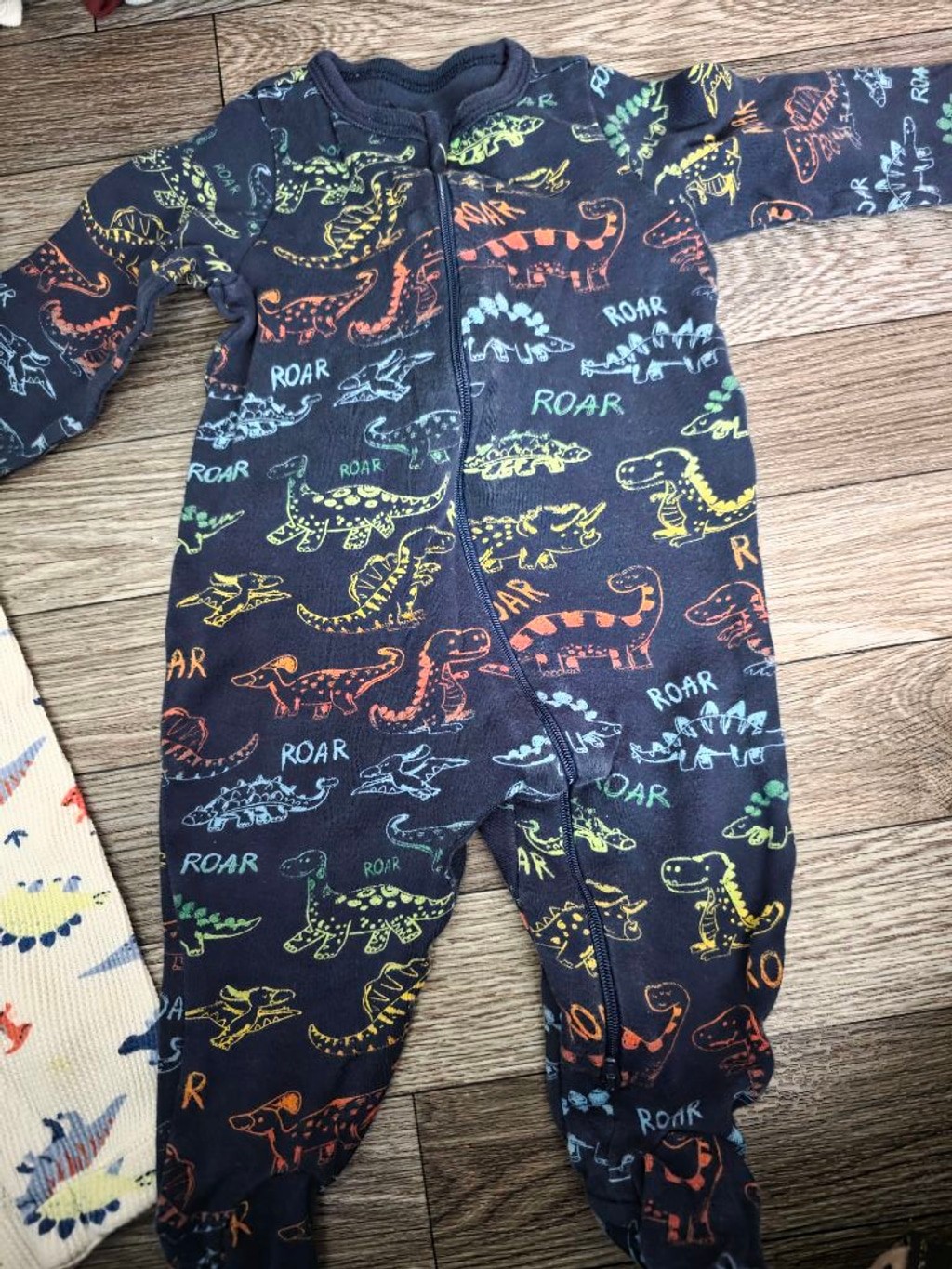 Baby Wonder Nation Pajama Set 3-6 Months Blue White Dinosaur old navy 3-6