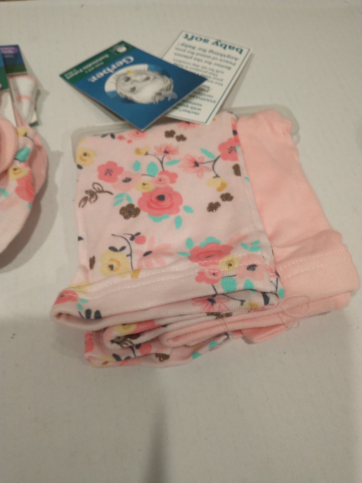 Garanimals Infant T-shirts, pants, Leggings, Gerber Mittens, socks, Hats S(0-3)