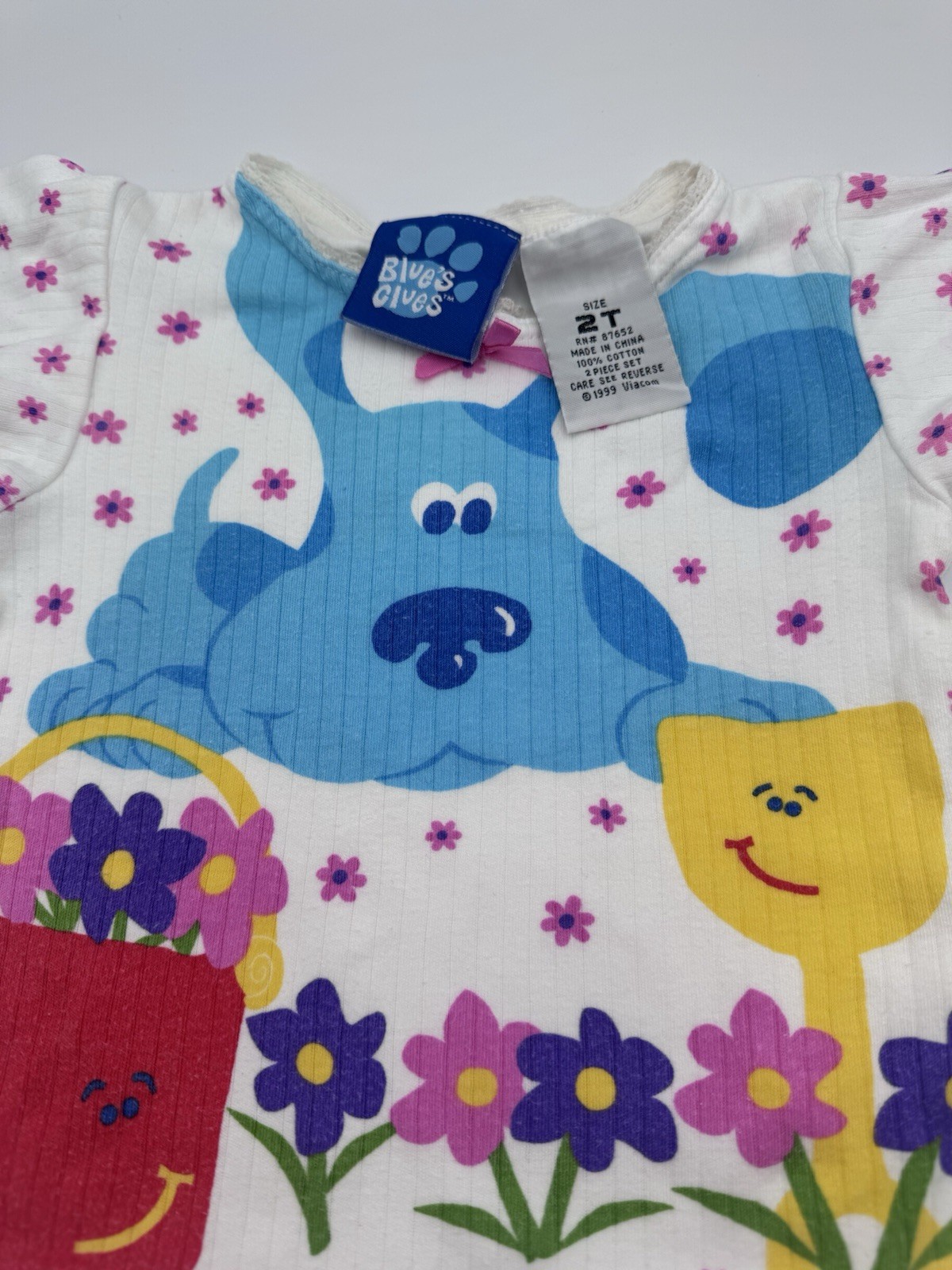 Vintage RARE 1999 Blues Clues Girls 2t 2 Piece Set Shorts and Short Sleeve Top