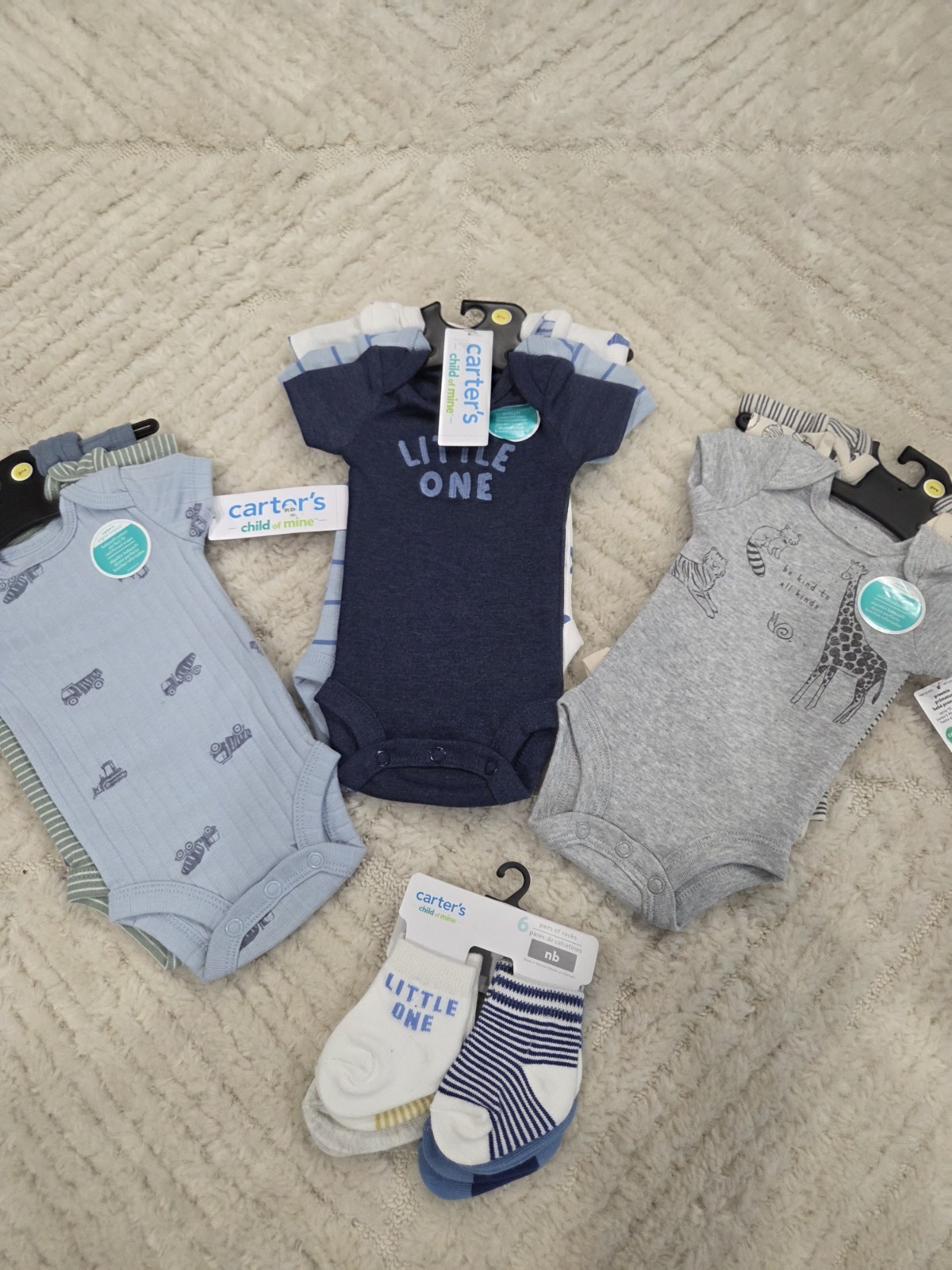 9 piece bundle preemie boys clothing NEW PLUS 6 PAIR NB Socks B22