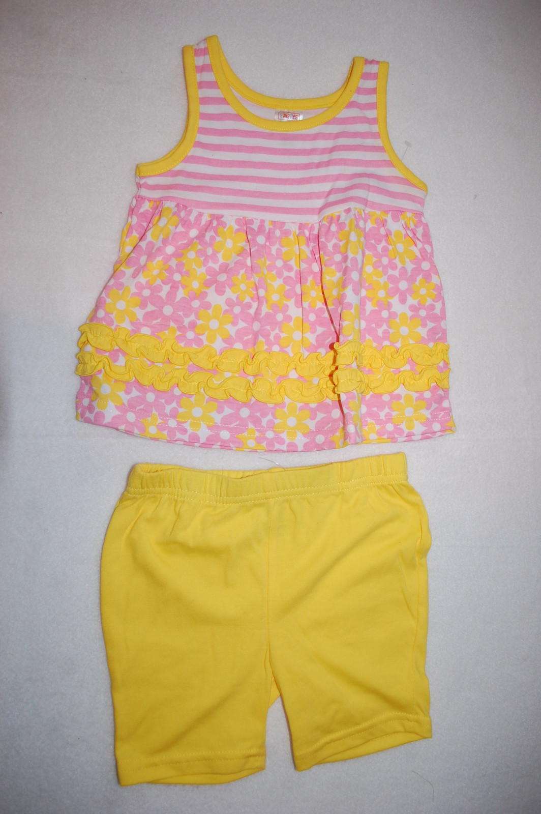 Baby Girls Outfit PINK WHITE STRIPED TANK TOP Yellow Flowers SHORTS Knit 18 MO
