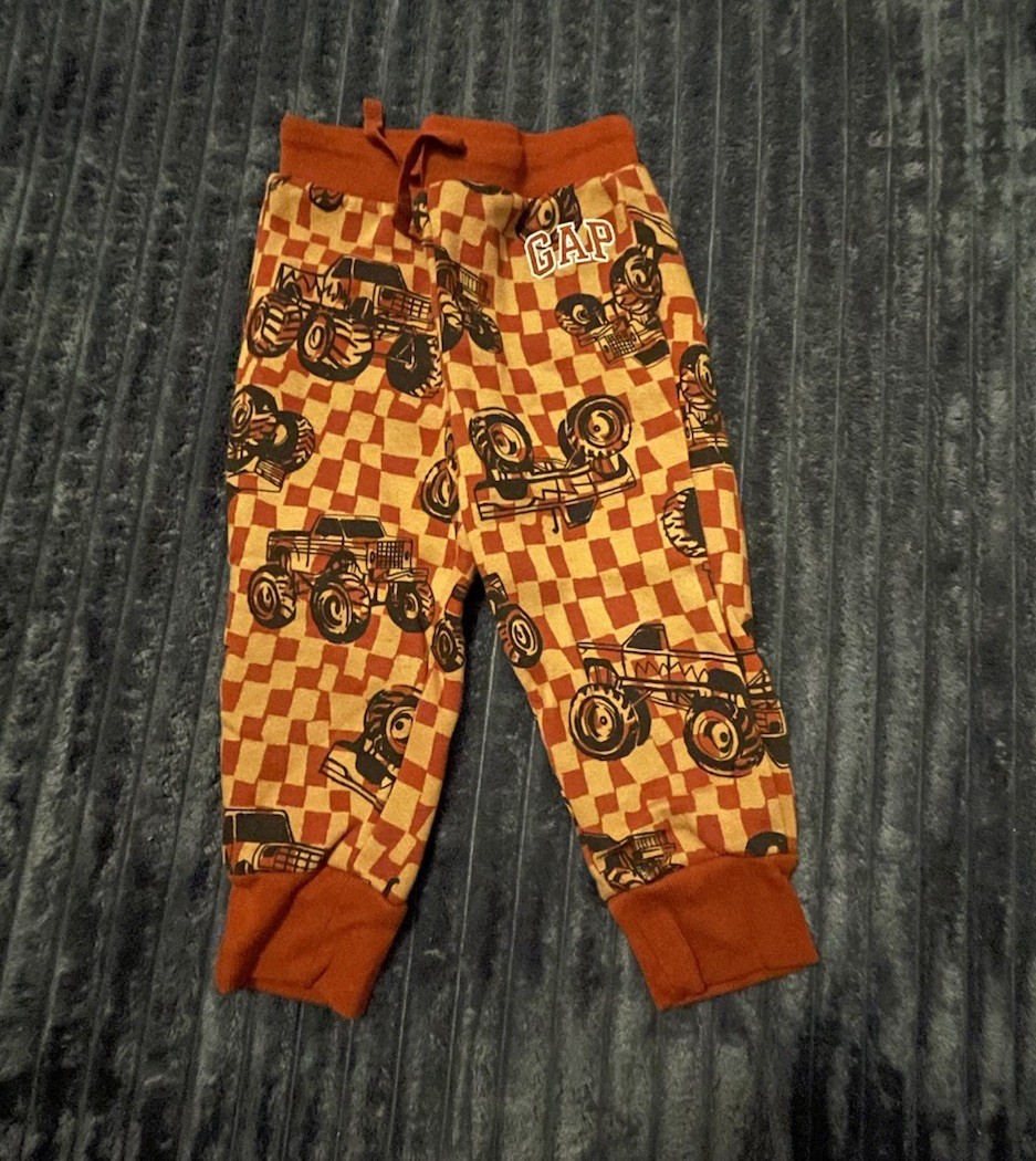 Baby Gap Monster Truck Sweatsuit – Size 2