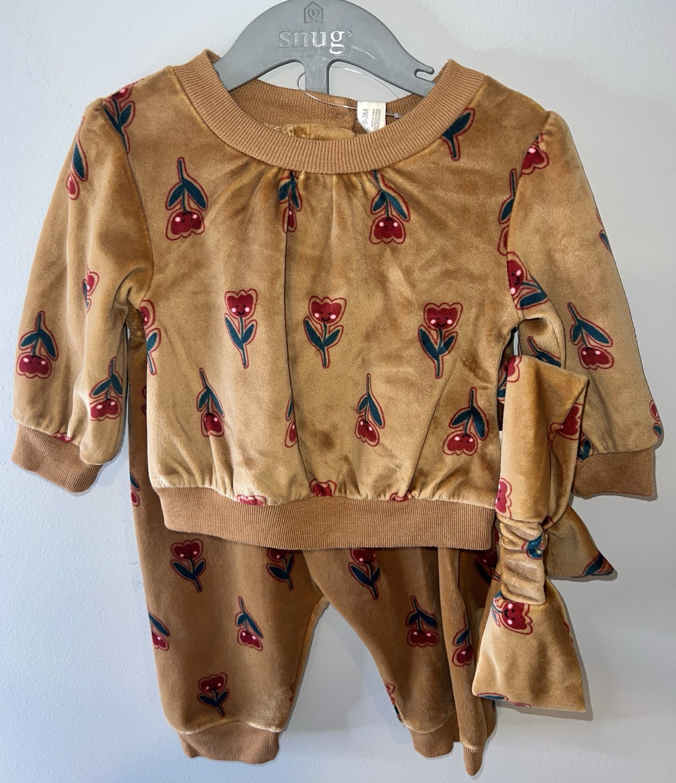 Snug Baby 3 pc Set L/S Top & Jogger Pants 3-6 Months Tulips Floral Print NWT