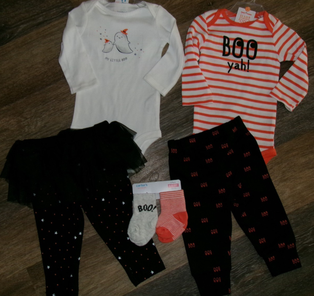 2 Baby Girls Halloween/Fall Outfits Size 6M Carters NEW Bodysuits, Pants, Socks