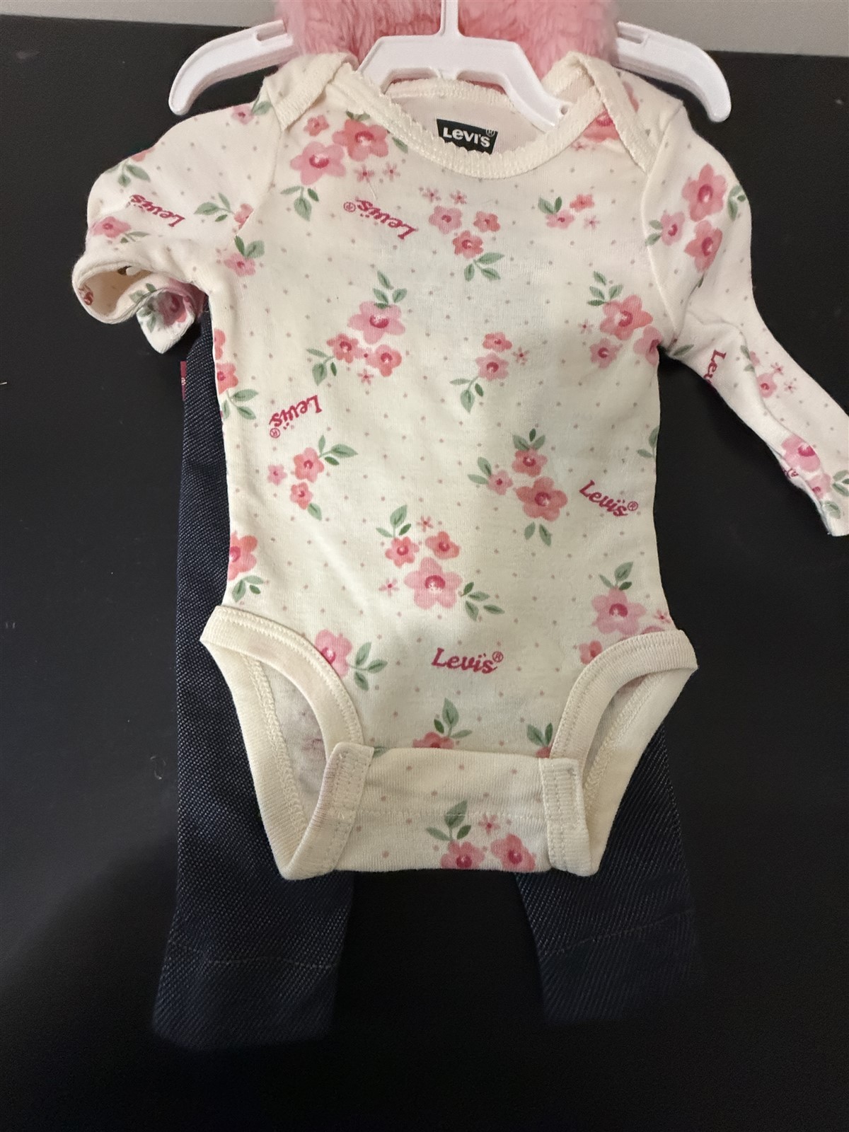 Levi’s Baby 3 Piece Outfit Set Pants Floral Shirt Fuzzy Pink Vest 3 Month