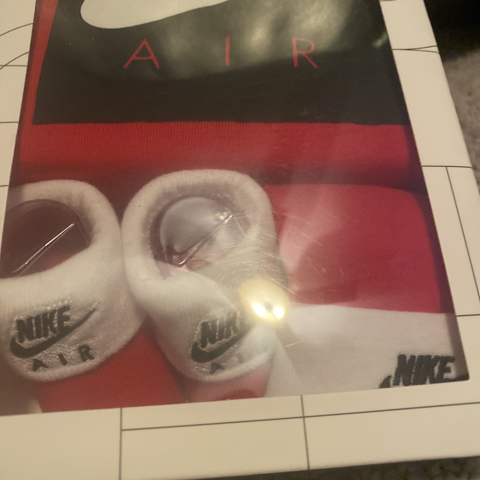 Nike Baby Boy 3 Piece Set- Red / Black – White – Size 0-6 Months – NEW
