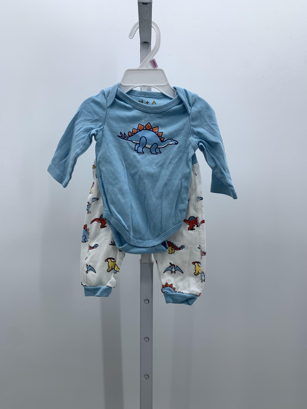 DINOS SHIRT AND PANTS.