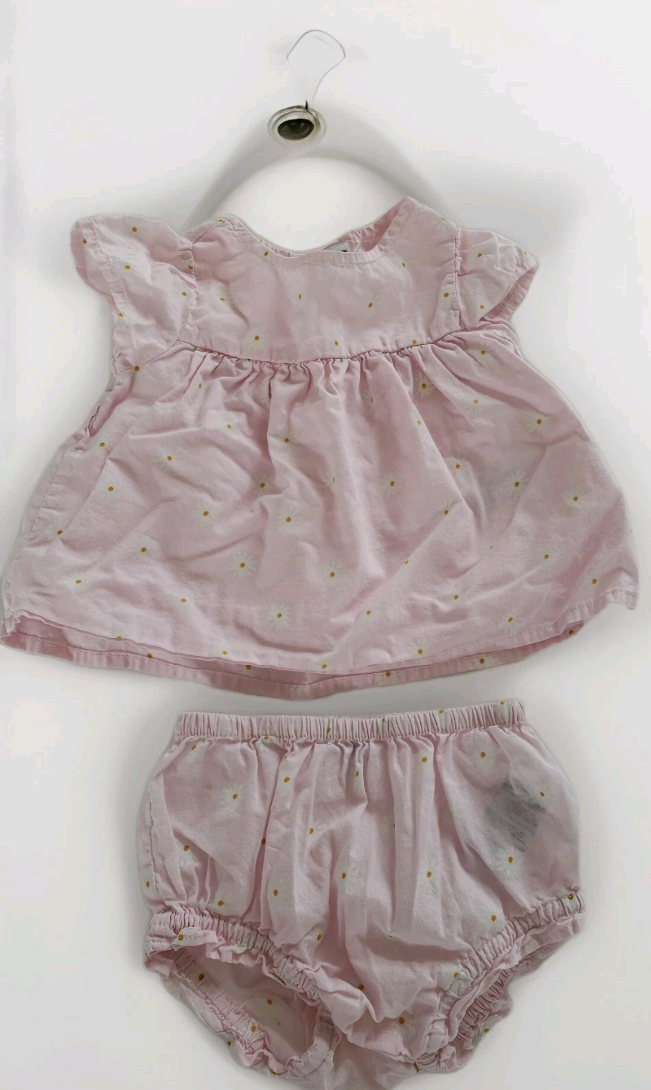 Old Navy 2 Piece Outfit Pink 12-18 mos flowers