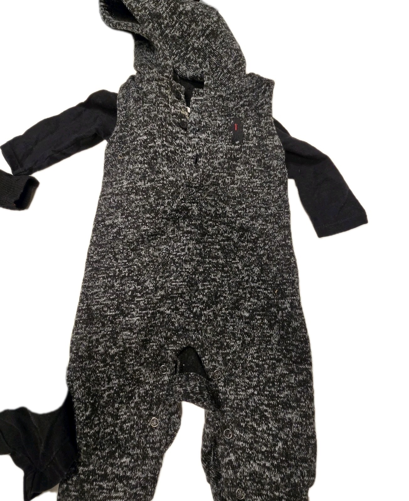 Boys Baby Clothes Lot Of 13 pieces Size 0-3 Months sleepers, swaddle, jumper