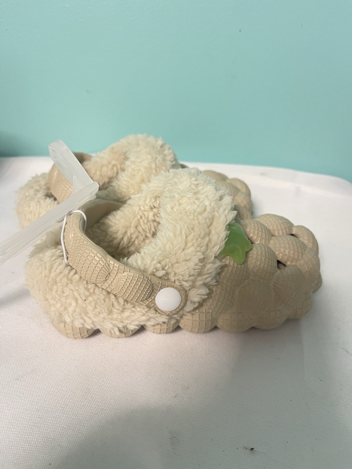 Baby Non Slip Beige Clogs Bubbly Indoor Outdoor Beach Slides Slip On Shoes