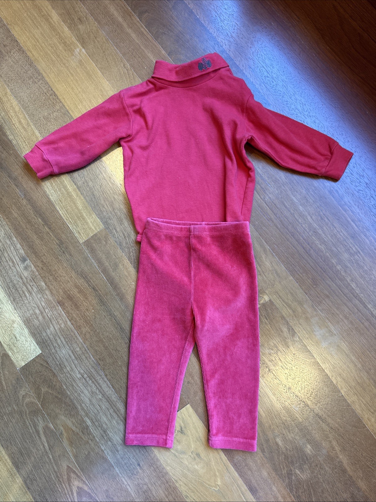 Hartstrings Gymboree Holiday Red T Neck Top Bodysuit Leggings Set 12 18 Mo