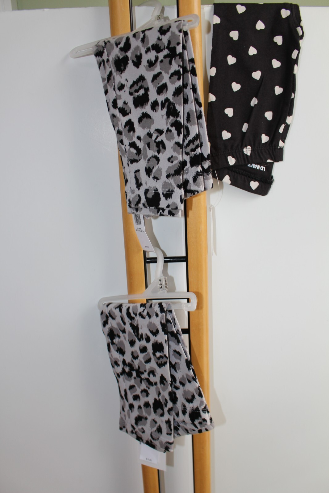 Old Navy Girls Leggins Size 12-18 Months NWT NEW LOT 3 piece heart Leopard