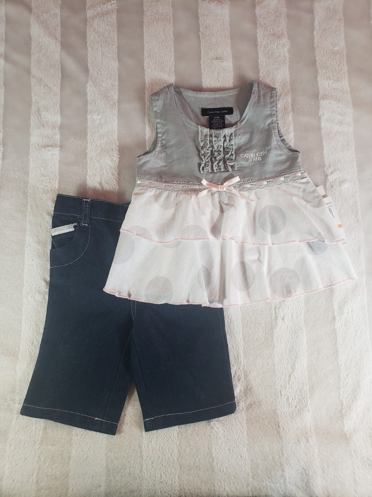 NWT Calvin Klein Jeans Brand 2 Pc Baby Girls Ruffle Tunic Top Set Size 12 Months