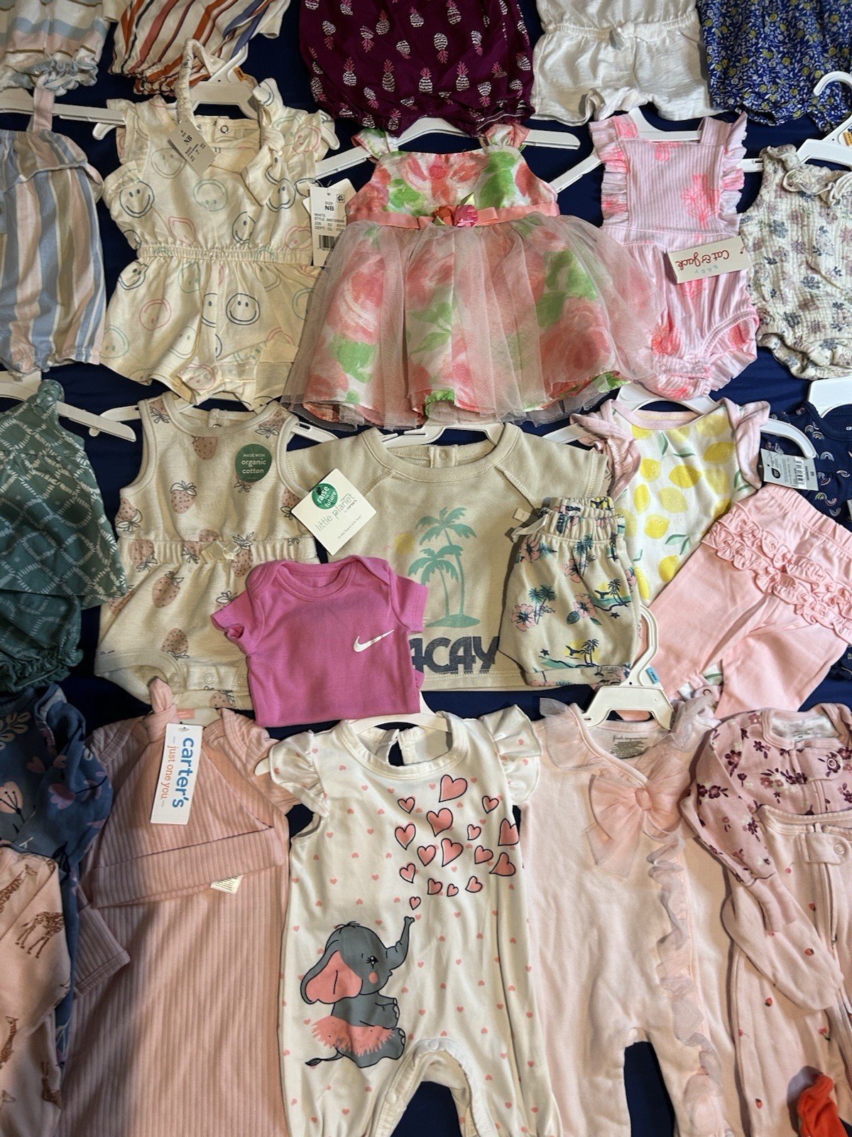 Huge Lot Baby Girls Clothes Newborn NEW & EUC Summer Dress Carters NIKE outfits