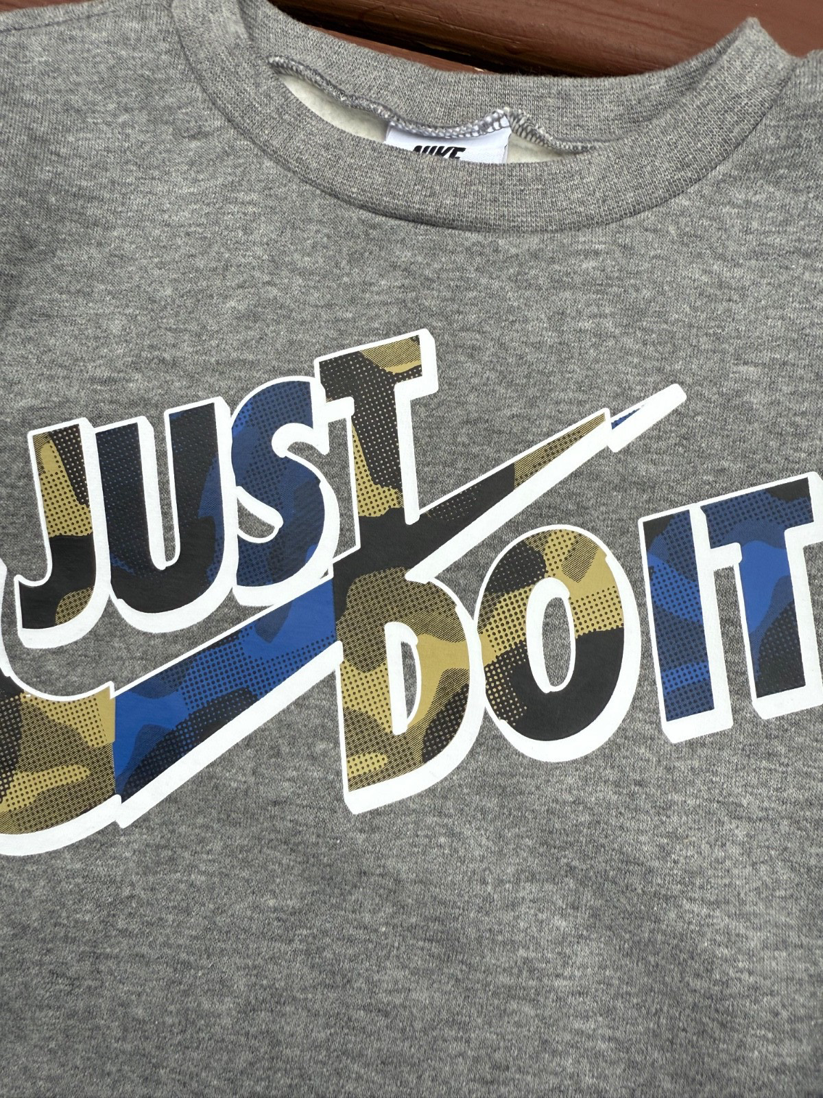 Nike Toddler Boy Pullover Sweatshirt Camo Swoosh “Just Do It” Size 4T NEW