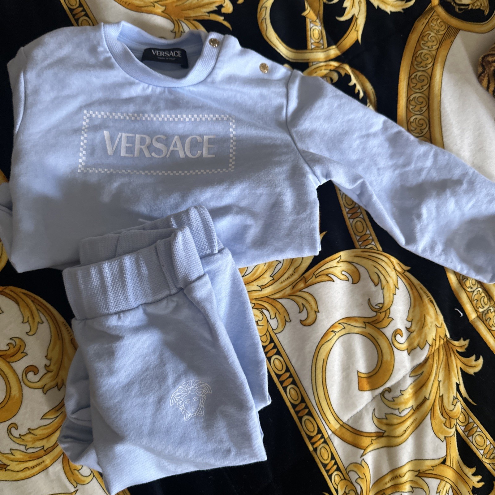 Versace Unisex Baby Blue Fleece Logo Sweatshirt & Pants Set Size 9-12 M